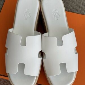 White Women's Slide Sandals. Hermes, Exelent conditions